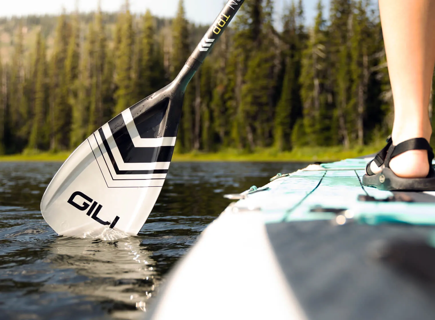 Carbon Fiber SUP Paddle: Adjustable & Travel Friendly