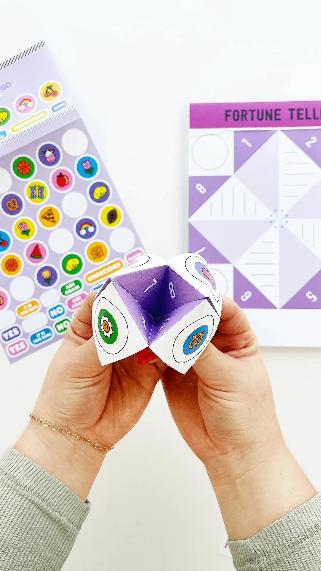 Pipsticks® On-The-Go: Fortune Teller